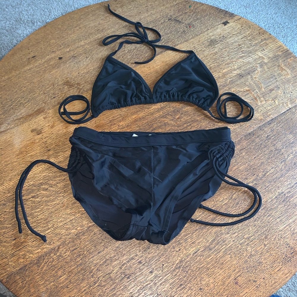 HULA HONEY BLACK BIKINI (F)